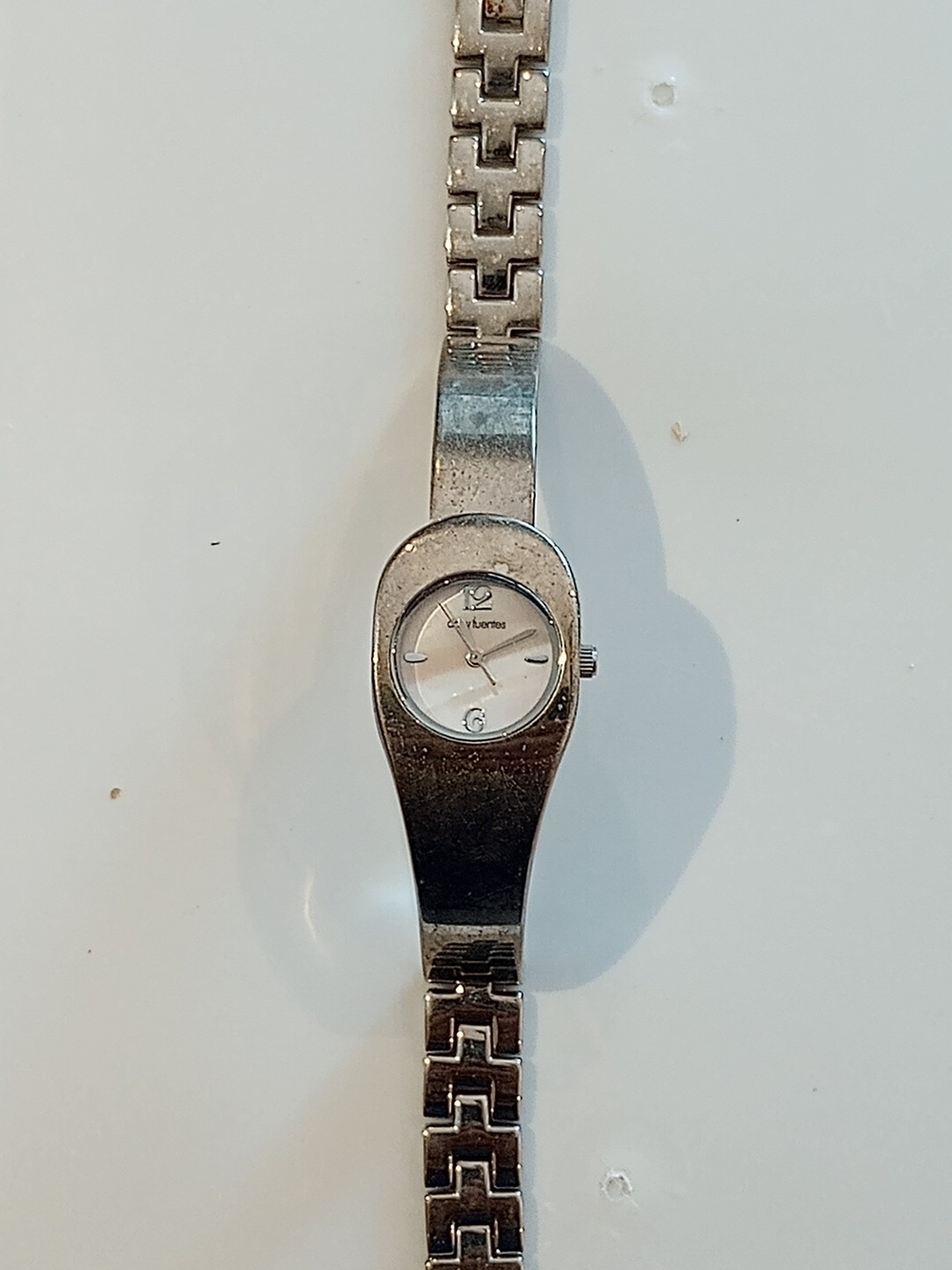 Daisy Silver-Tone Women's Bracelet Watch - Metallic Finish